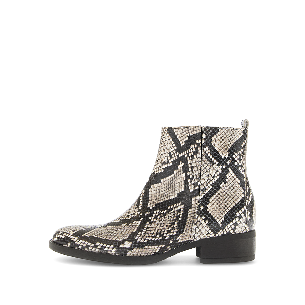 Gabor Shoes USA Style: 75.900.30