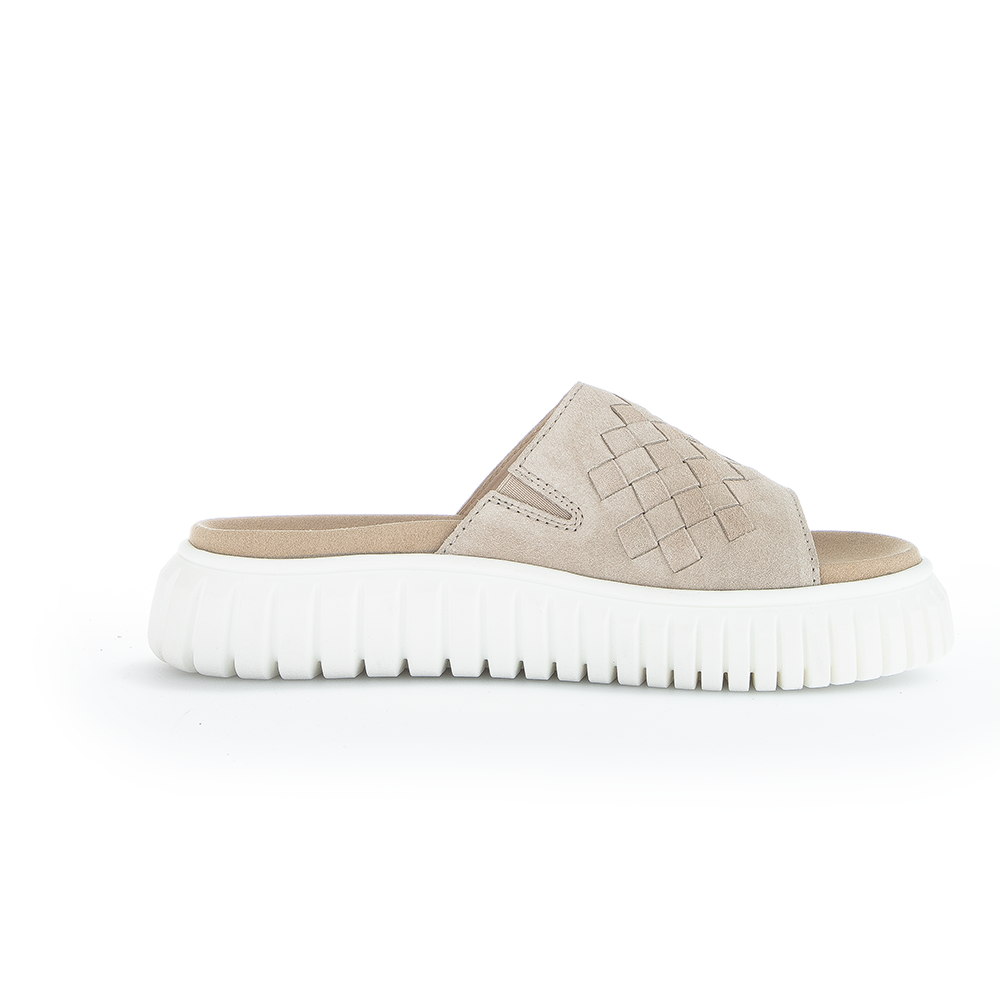 Nike slippers deals for women 2020